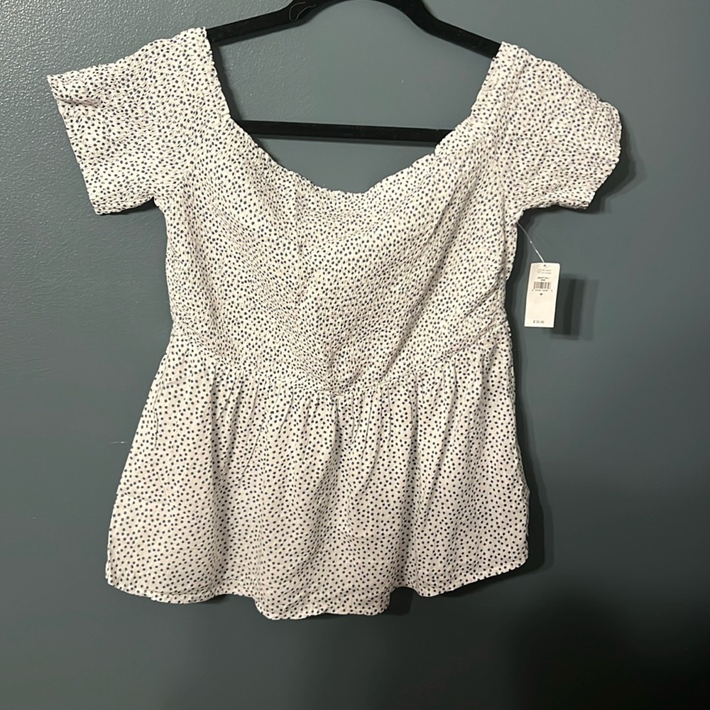 NWT Old Navy Off The Shoulder Top